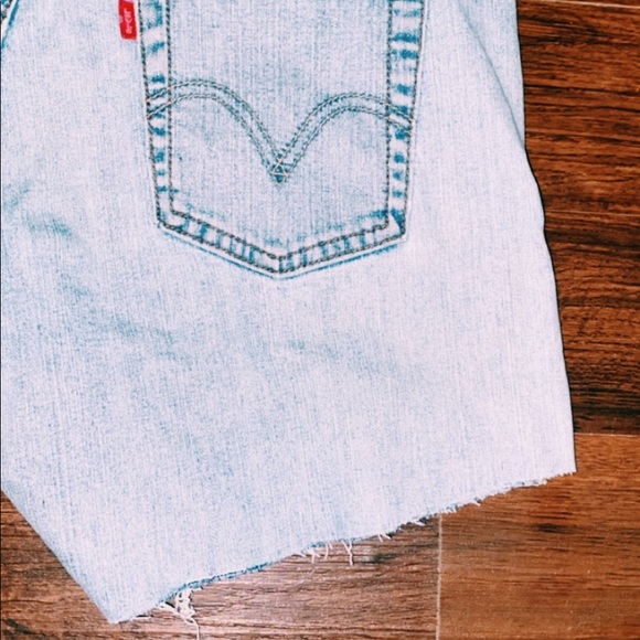 VINTAGE LEVI’S shorts - Picture 4 of 8